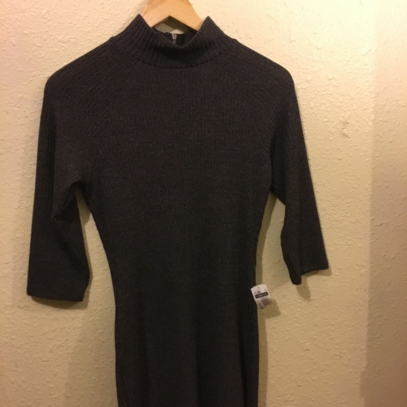 Ribbed Mock Neck Bodycon | Etiquette​ - Picture 2 of 4